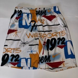 Nike fleece club shorts